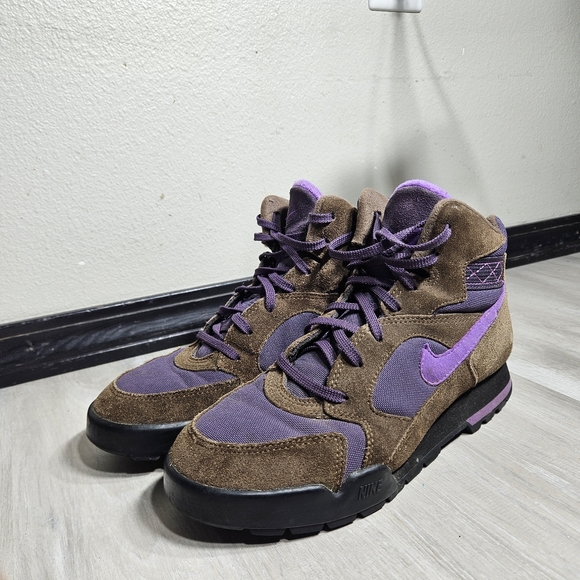 Nike Air Caldera ACG Womens Size 9.5 - Picture 2 of 11